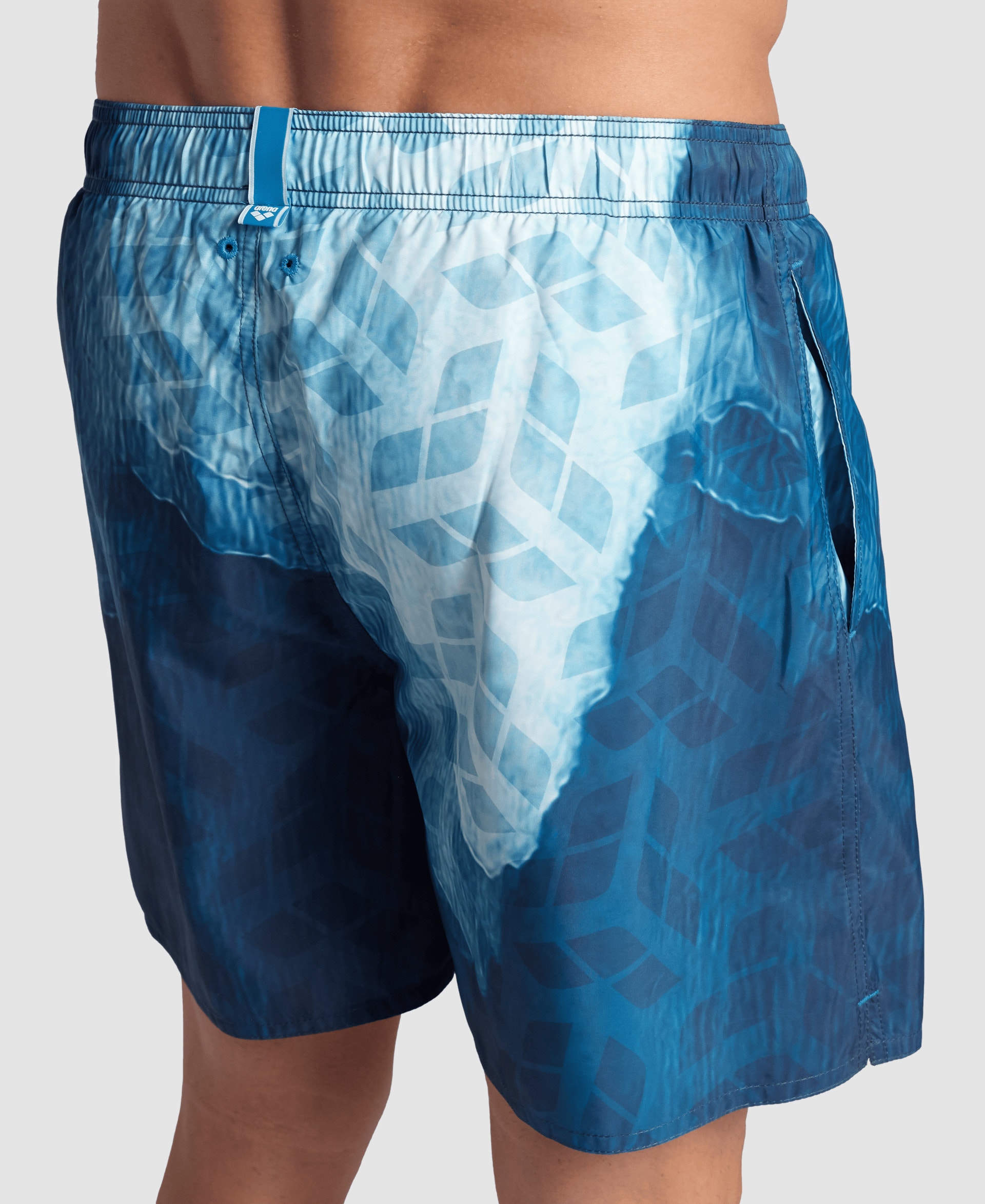007152-180-men-s-arena-water-prints-beach-boxer-05.bbdf0c4c