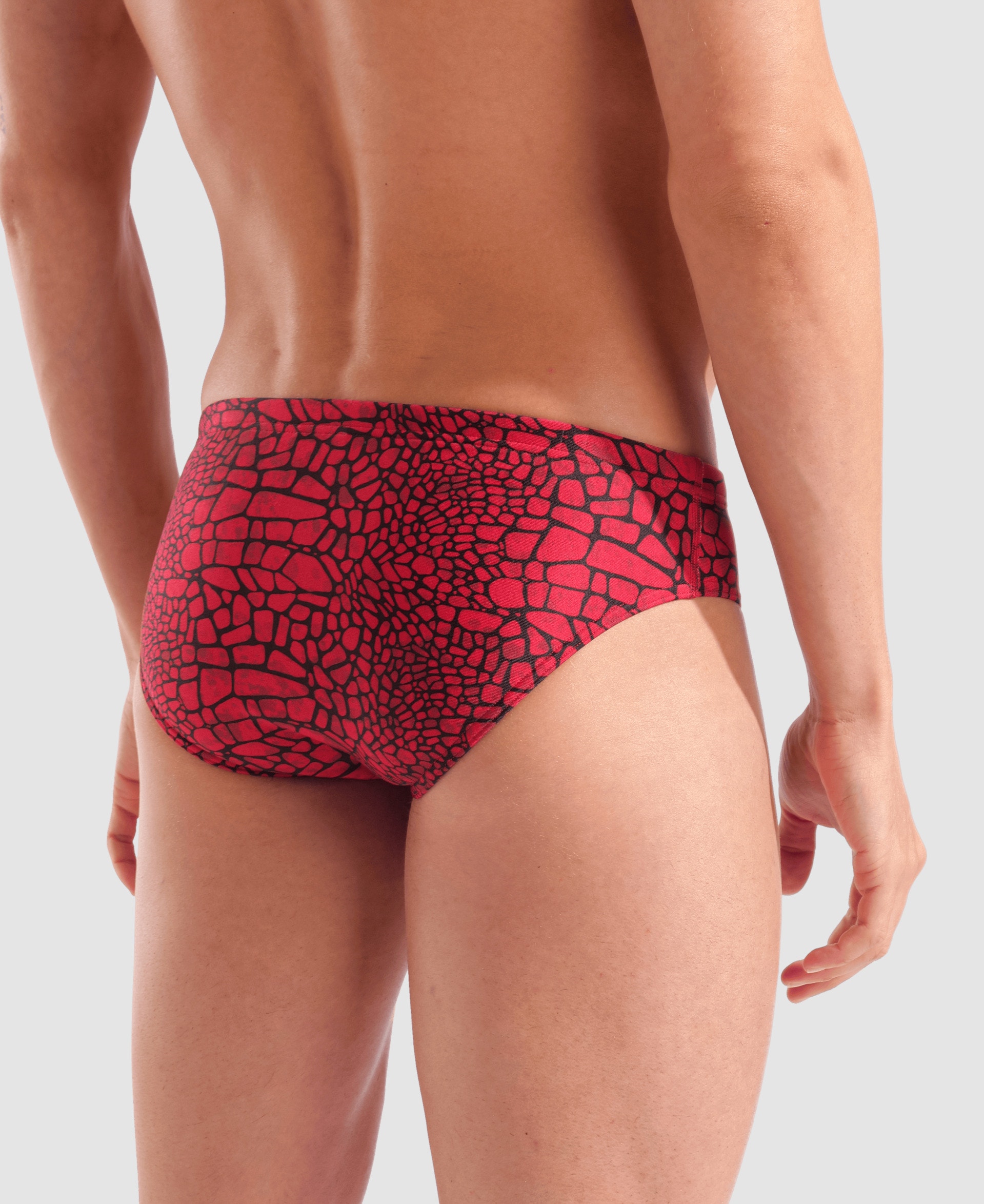 010162-400-men-s-arena-snakeskin-swim-briefs-005.f24c68fb