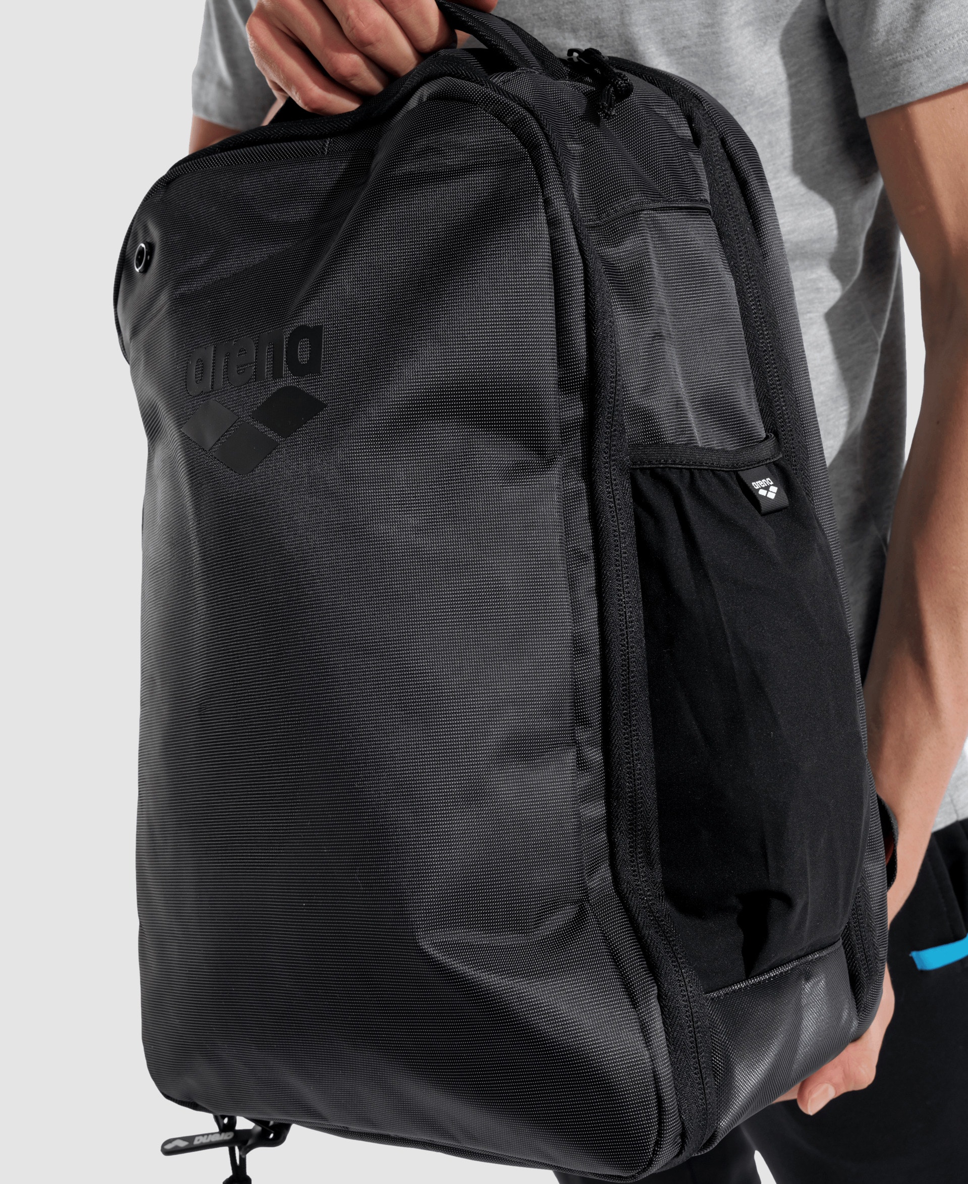 010233-100-arena-all-set-urban-backpack-010.f8559e5d